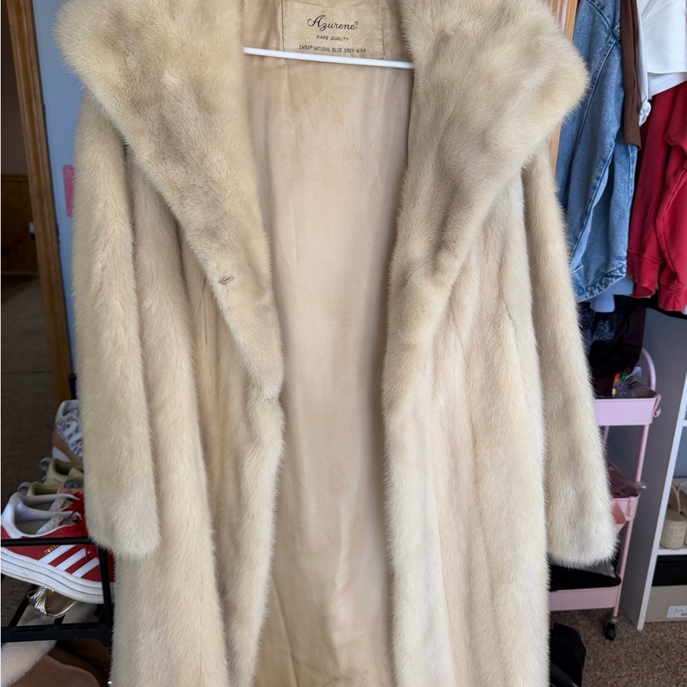 Cream vintage fur coat